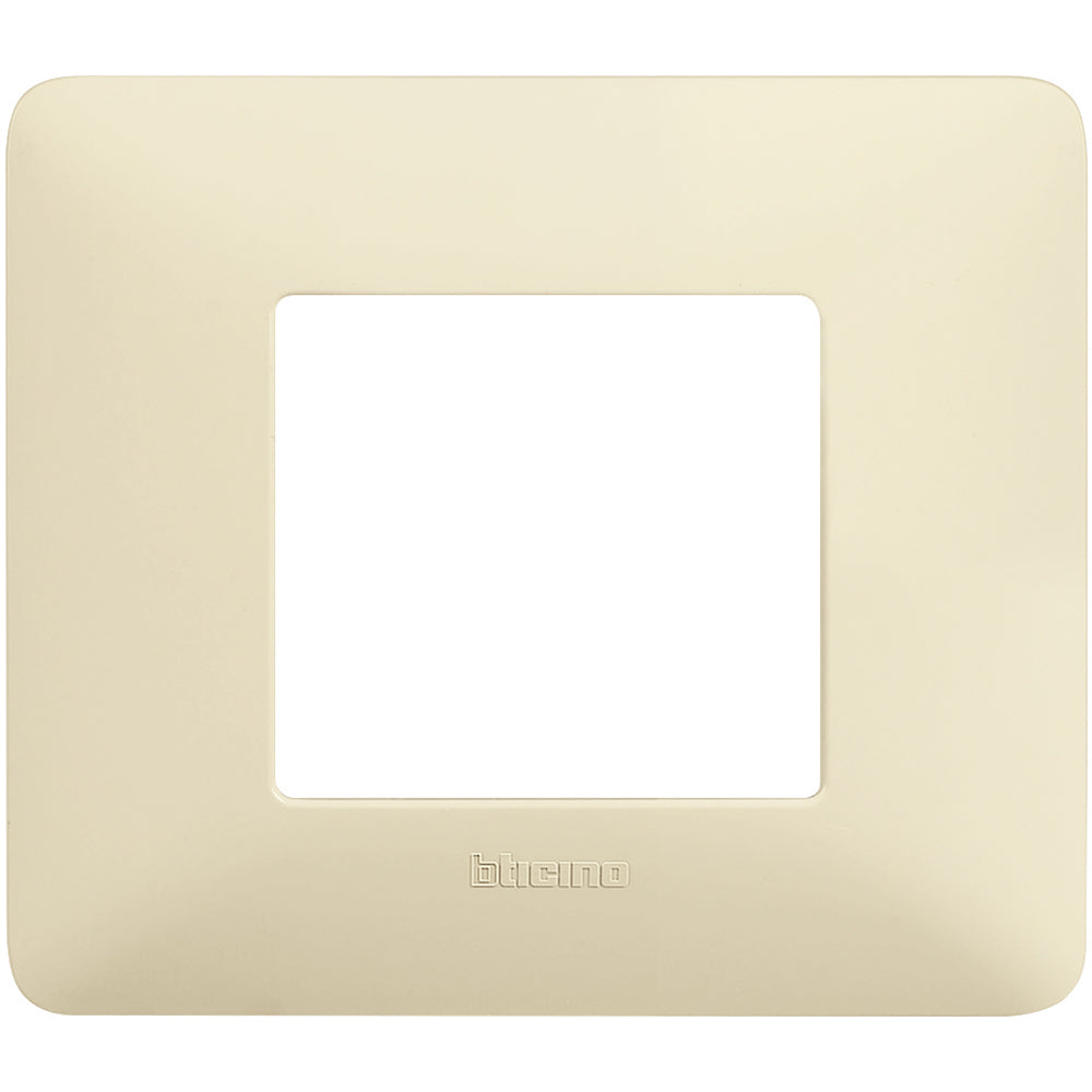 gid://shopify/Product/10833185931597_3