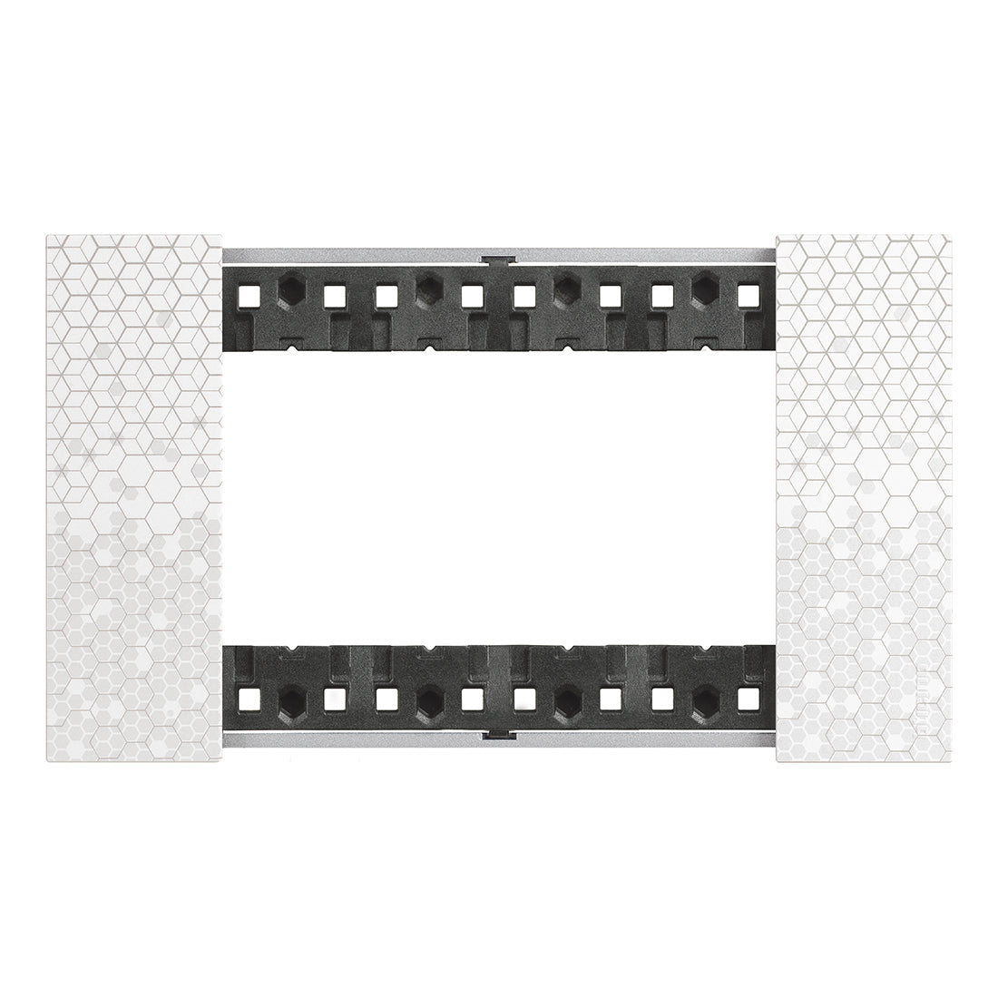 gid://shopify/Product/10833237934413_1