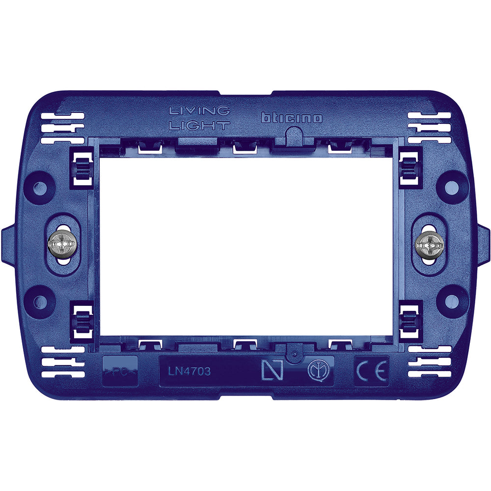 gid://shopify/Product/10833067966797_3