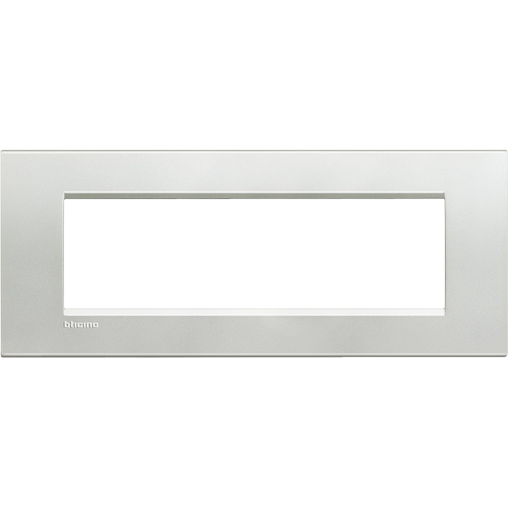 gid://shopify/Product/10833252778317_3