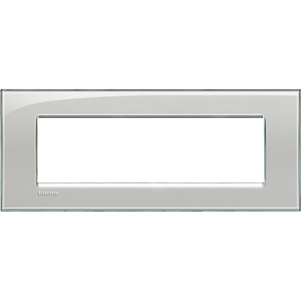 gid://shopify/Product/10833114235213_3