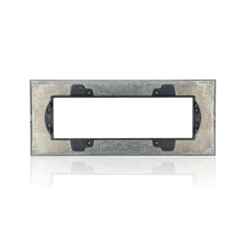 gid://shopify/Product/10833301209421_2