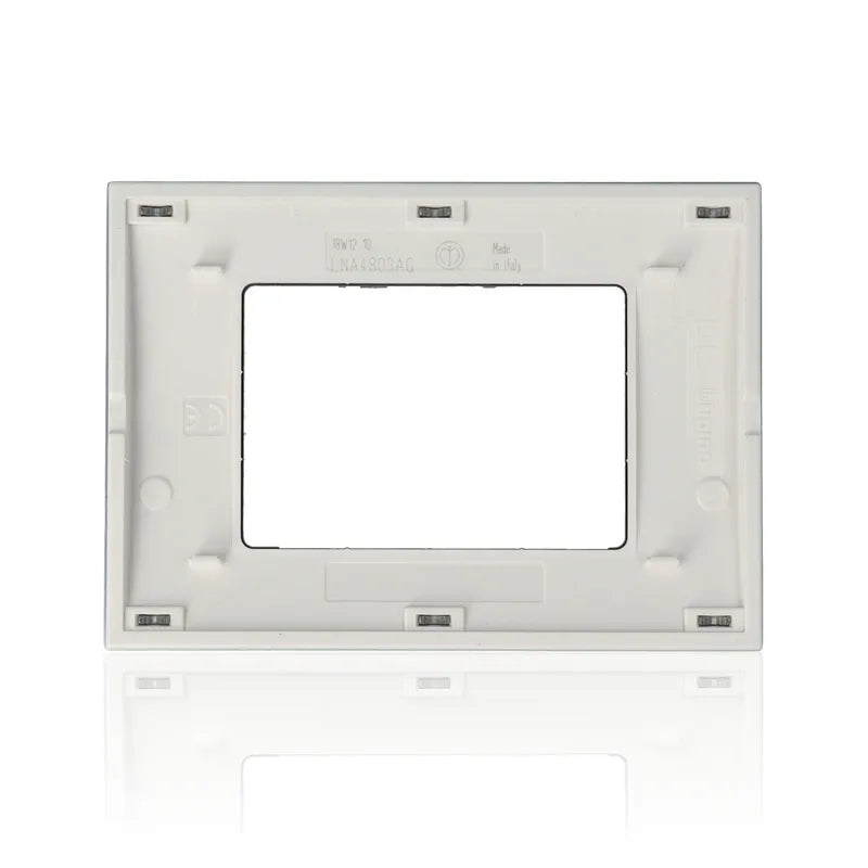 gid://shopify/Product/10833172332877_2