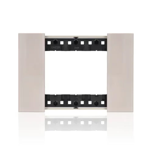 gid://shopify/Product/10833134813517_3