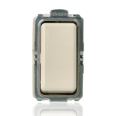 gid://shopify/Product/10833122132301_1