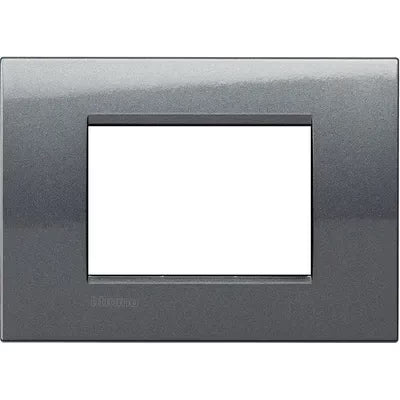 gid://shopify/Product/10833244520781_1