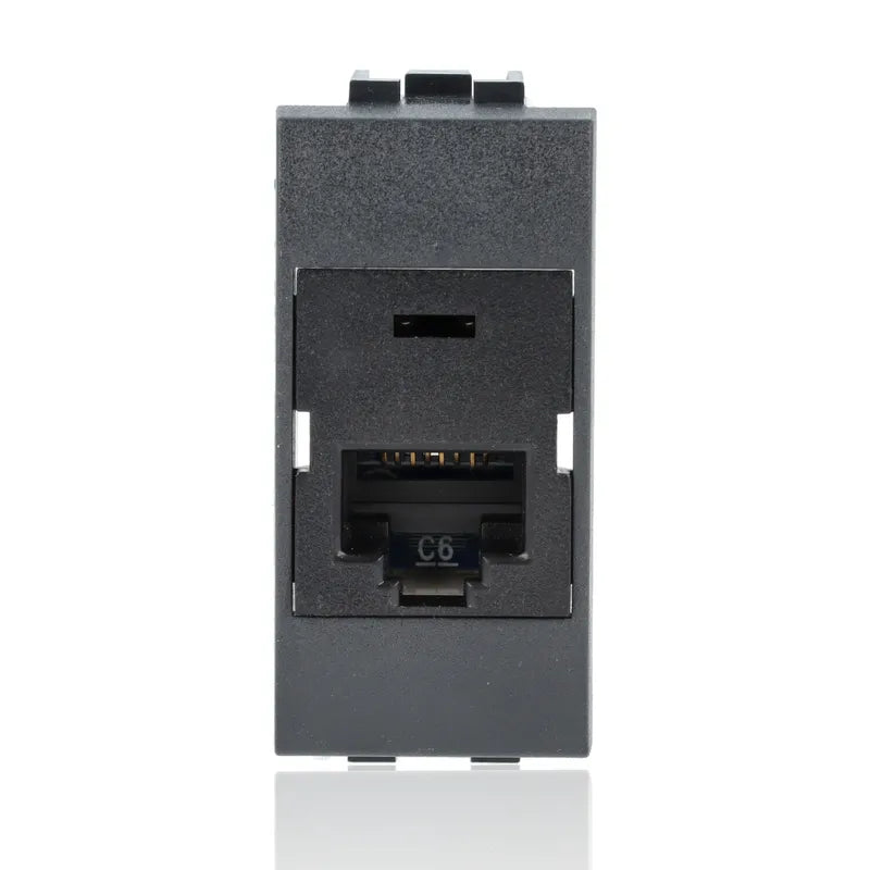 gid://shopify/Product/10833165648205_1