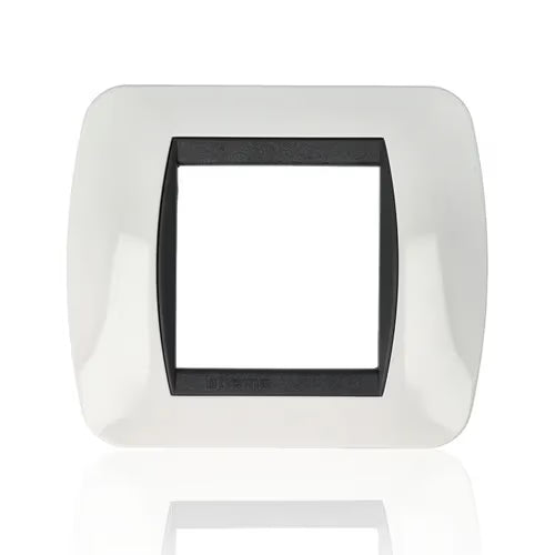 gid://shopify/Product/10833169416525_3
