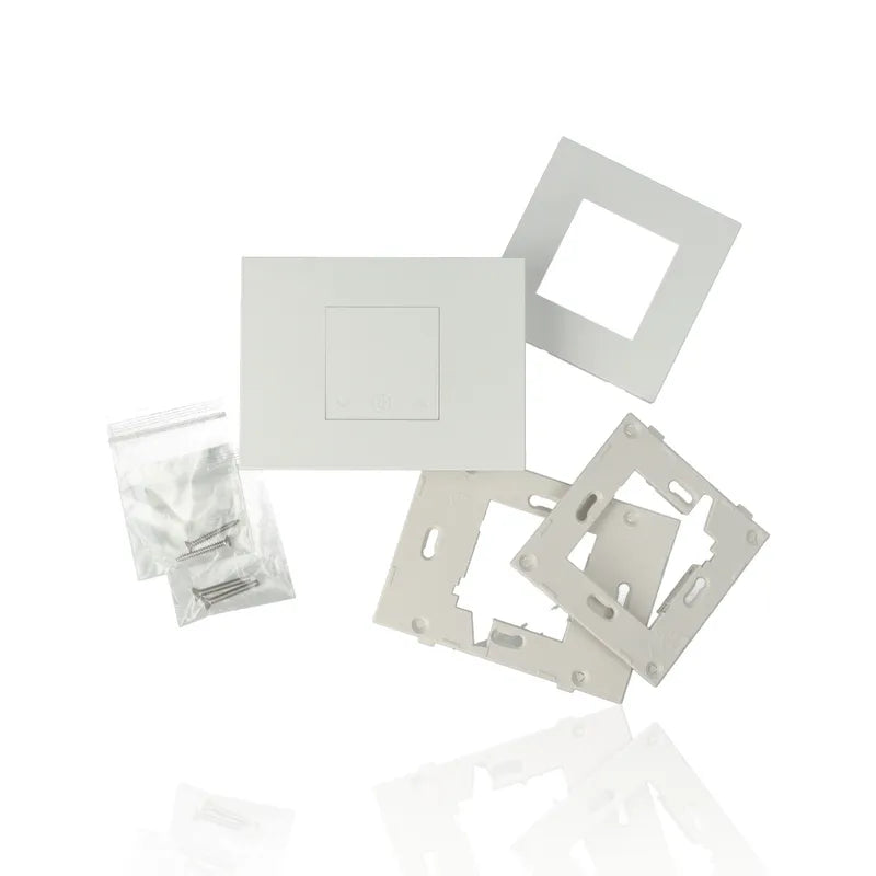 gid://shopify/Product/10833607786829_3