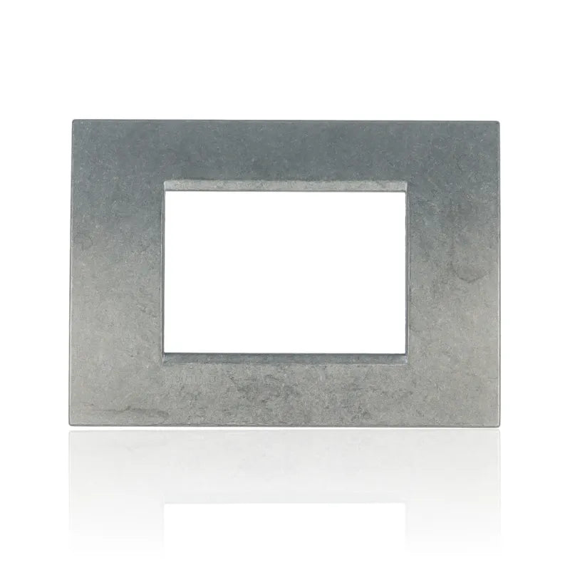 gid://shopify/Product/10833123836237_1
