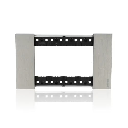 gid://shopify/Product/10833141301581_3