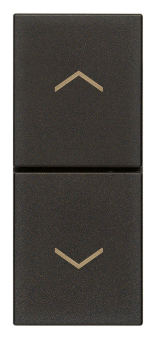 gid://shopify/Product/10830889189709_3
