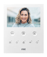 gid://shopify/Product/10834036457805_3