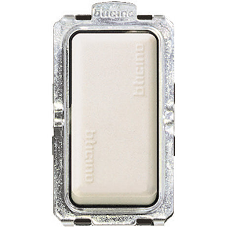 gid://shopify/Product/10833122132301_3