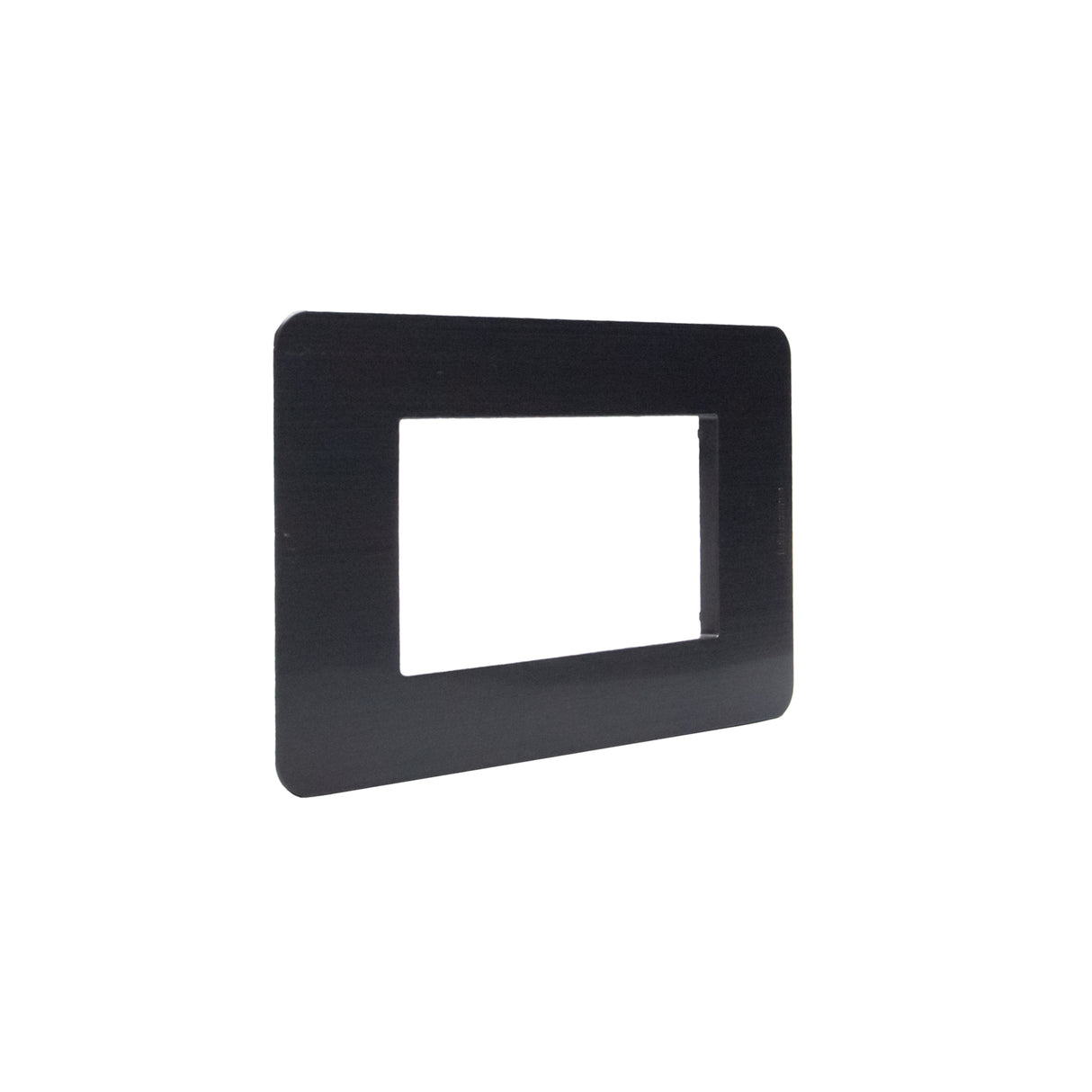 gid://shopify/Product/10833336435021_3