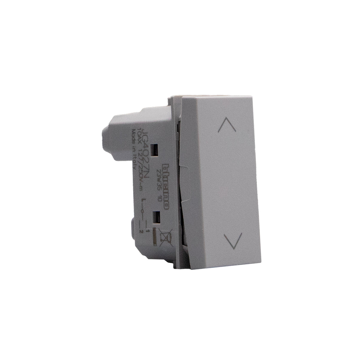 gid://shopify/Product/10833363829069_3