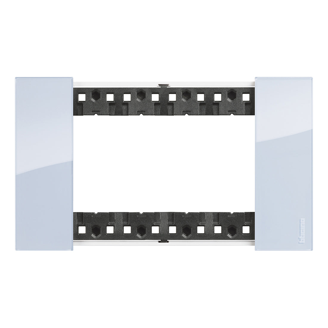 gid://shopify/Product/10833138647373_4