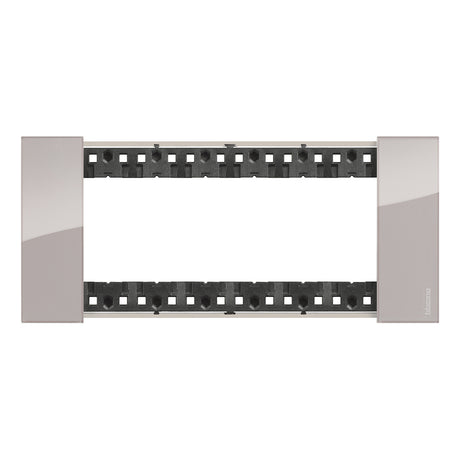 gid://shopify/Product/10833141858637_4