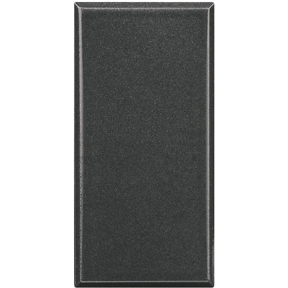 gid://shopify/Product/10833112138061_3