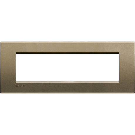 gid://shopify/Product/10833383293261_3