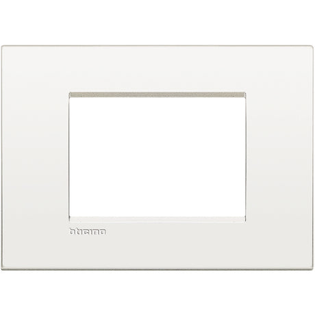 gid://shopify/Product/10833253302605_3