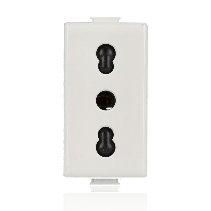 BTICINO AM5180 - Presa Bipasso Standard Italia 2P+T 10/16A Con Alveoli Schermati - Interasse 19 E 26 Mm - Bianco - Matix