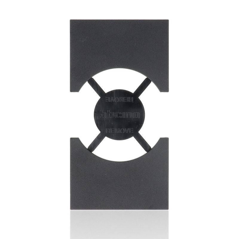 BTICINO KG03 - Cover Per Presa Standard Italia/Germania P 40 - Nero - Now