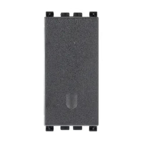 gid://shopify/Product/10830853636429_1
