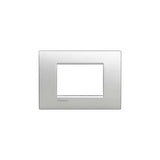 gid://shopify/Product/10833253826893_3