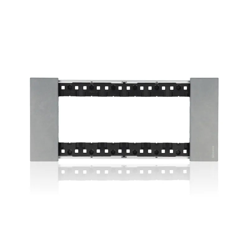 gid://shopify/Product/10833142841677_1