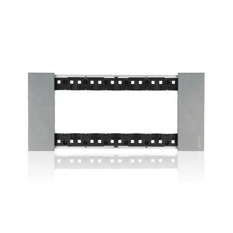 gid://shopify/Product/10833142841677_1