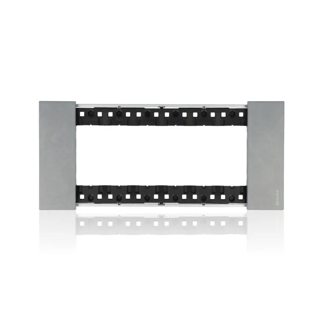 gid://shopify/Product/10833142841677_1