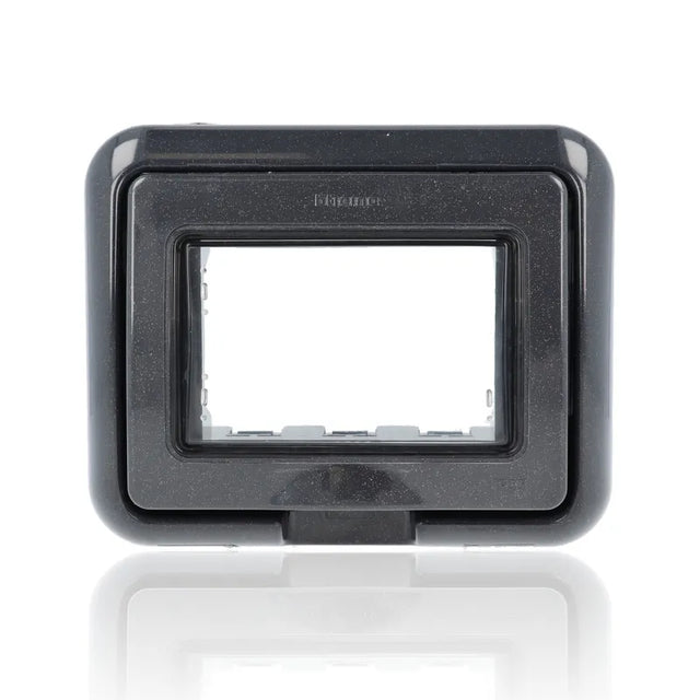 gid://shopify/Product/10833121935693_1