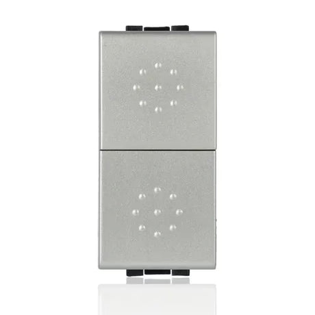 gid://shopify/Product/10833168466253_2