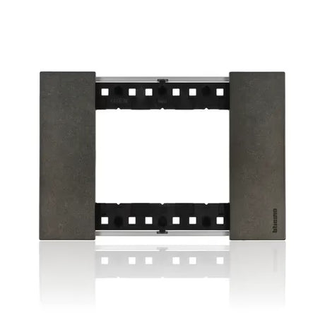 gid://shopify/Product/10833137008973_3