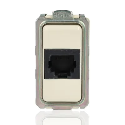 gid://shopify/Product/10833125179725_1