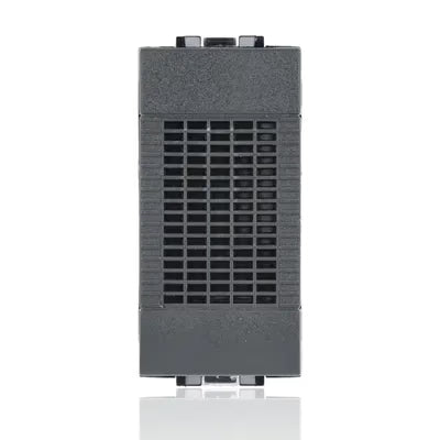 gid://shopify/Product/10833122296141_1