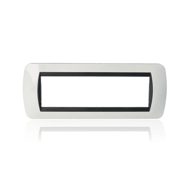 gid://shopify/Product/10833116758349_1