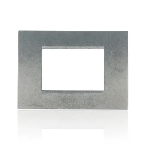 gid://shopify/Product/10833123836237_3