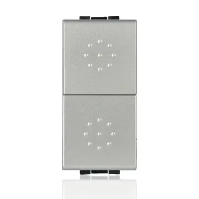 gid://shopify/Product/10833168466253_1