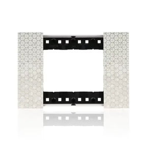 gid://shopify/Product/10833136582989_1