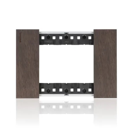 gid://shopify/Product/10833135927629_3