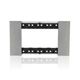 gid://shopify/Product/10833140941133_3