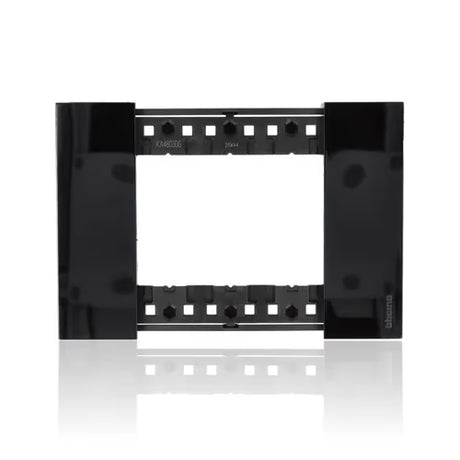 gid://shopify/Product/10833134518605_3