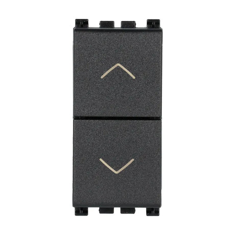 gid://shopify/Product/10830858977613_1