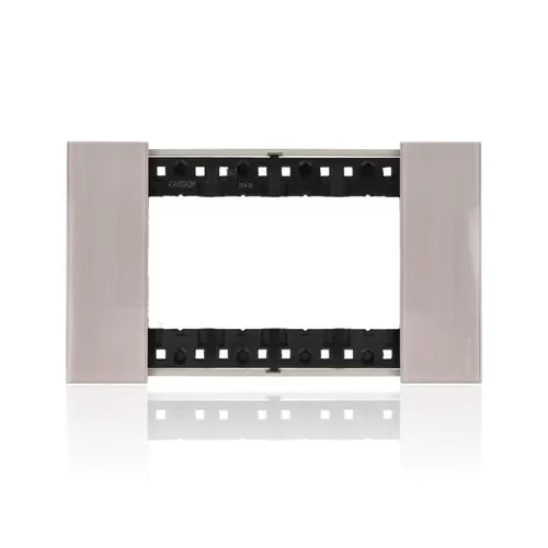 gid://shopify/Product/10833139335501_3