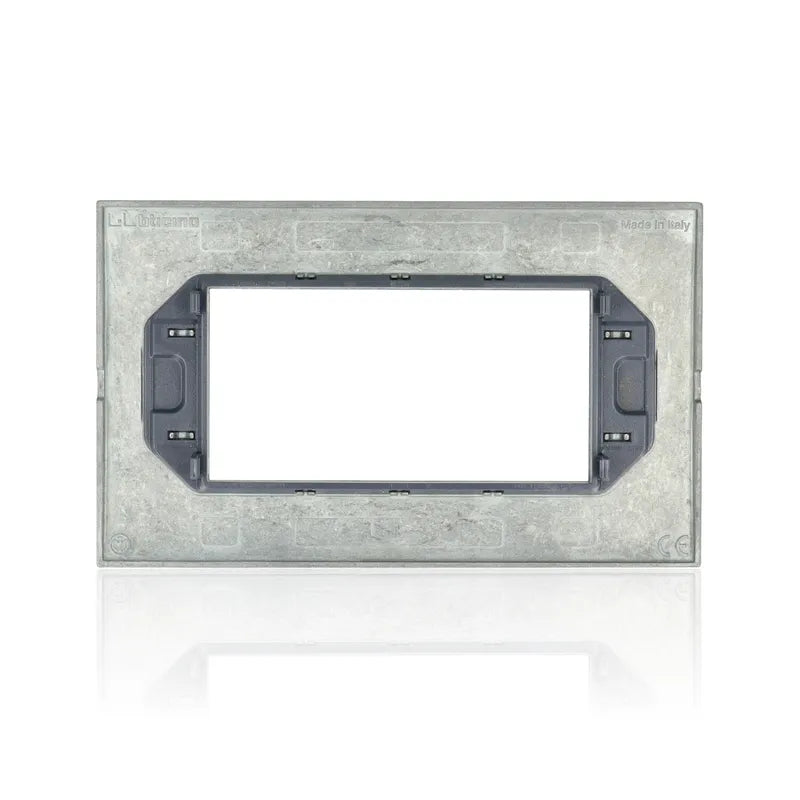 gid://shopify/Product/10833300816205_2