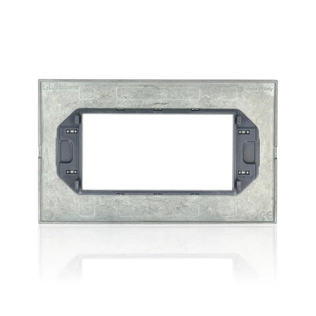 gid://shopify/Product/10833300816205_2