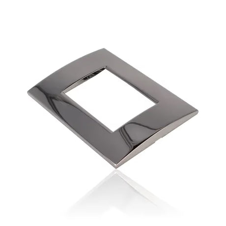 gid://shopify/Product/10833124262221_3