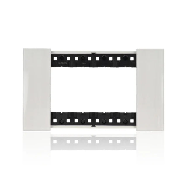 gid://shopify/Product/10833139564877_1